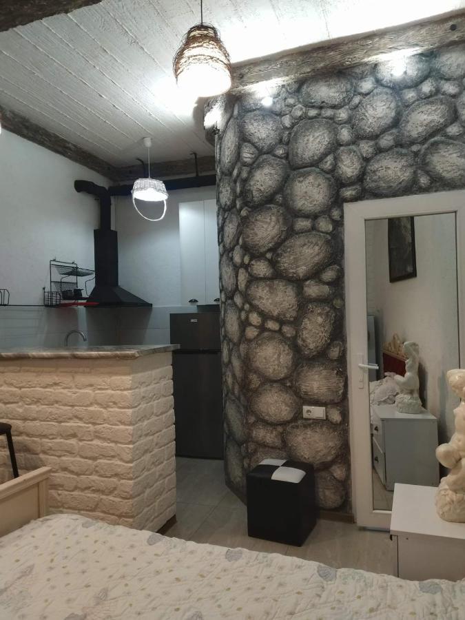 4 Chocolate Apartments In Old Tbilisi Exterior foto