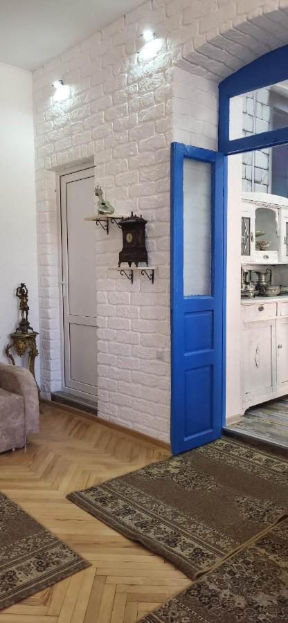 4 Chocolate Apartments In Old Tbilisi Exterior foto